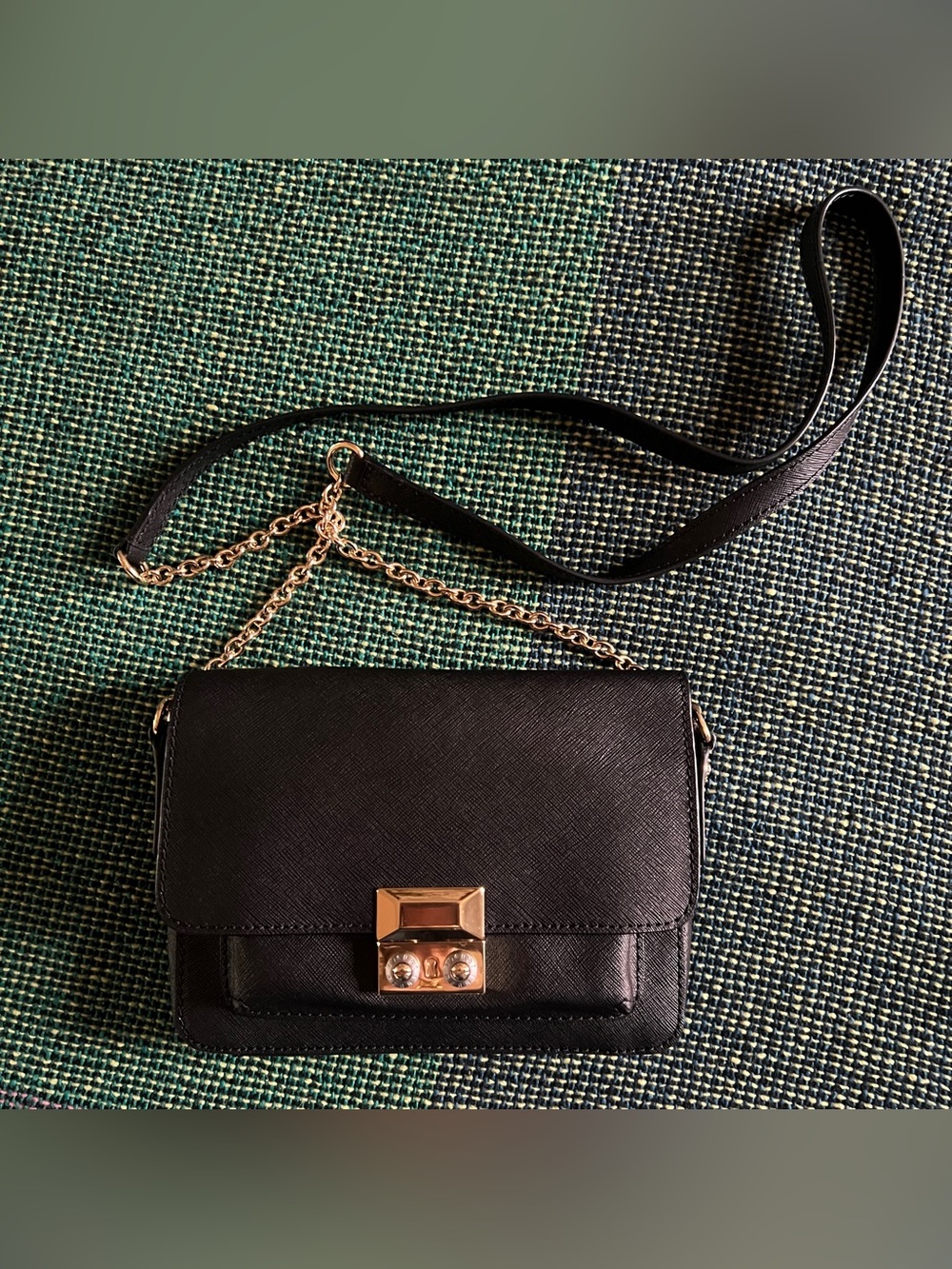 Henri Bendel Black Crossbody Bag Gold Chain Strap Saffiano Leather Mini Purse